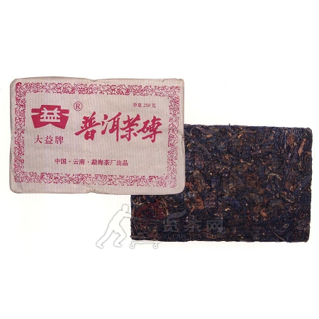2004-紫大益普洱茶砖-401熟